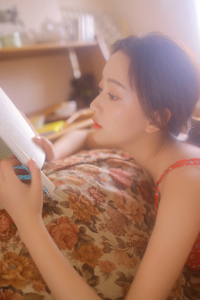 女教师hd中字版高清费看