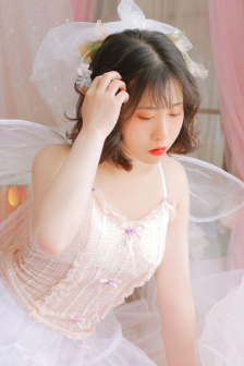 水蜜桃亚洲精品一区二区