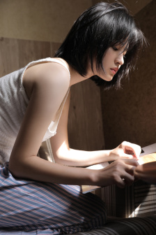 办公室色诱2免费观看